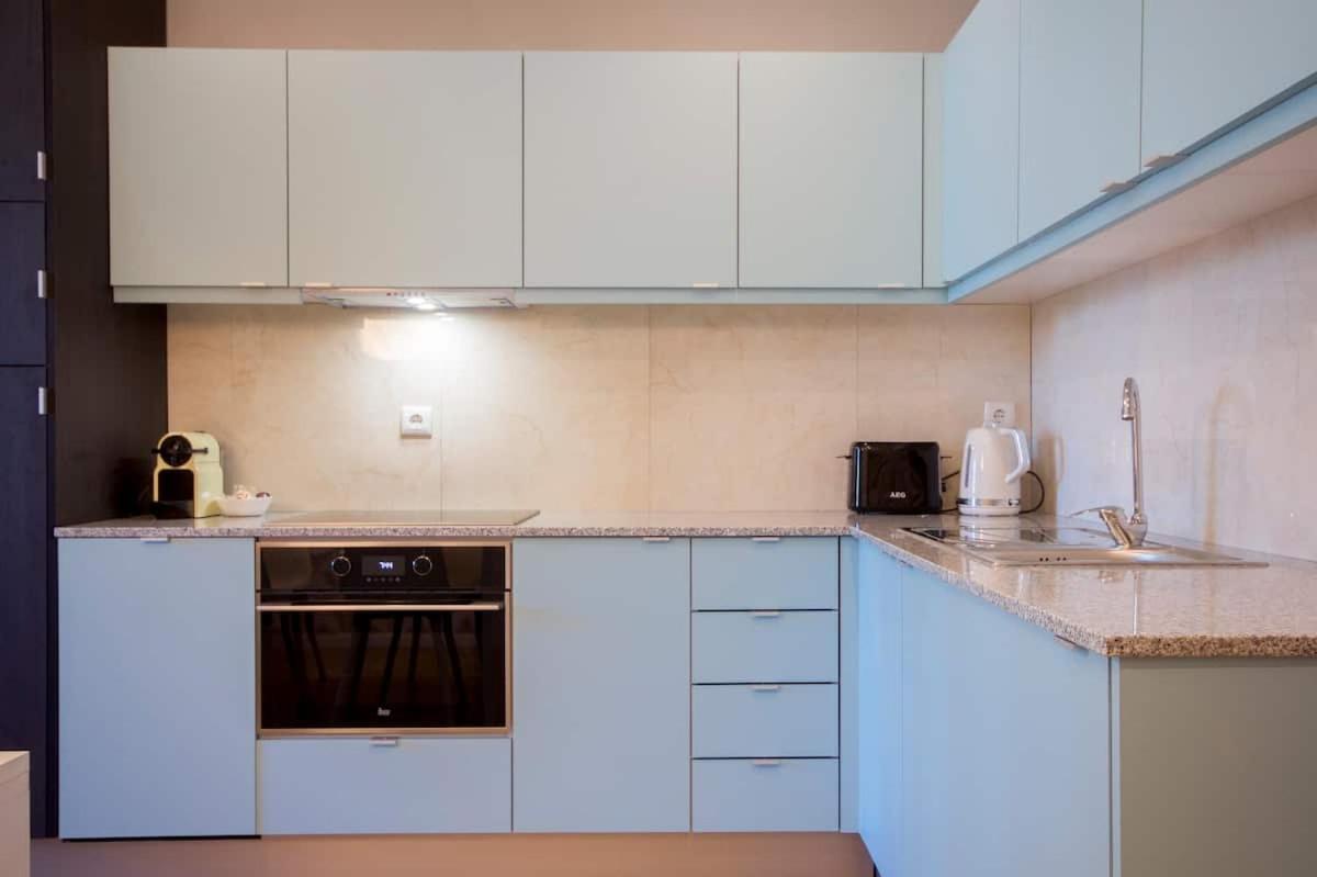 408 Gale Center Apartamento Wi-Fi, Estacionamento Порту Екстер'єр фото