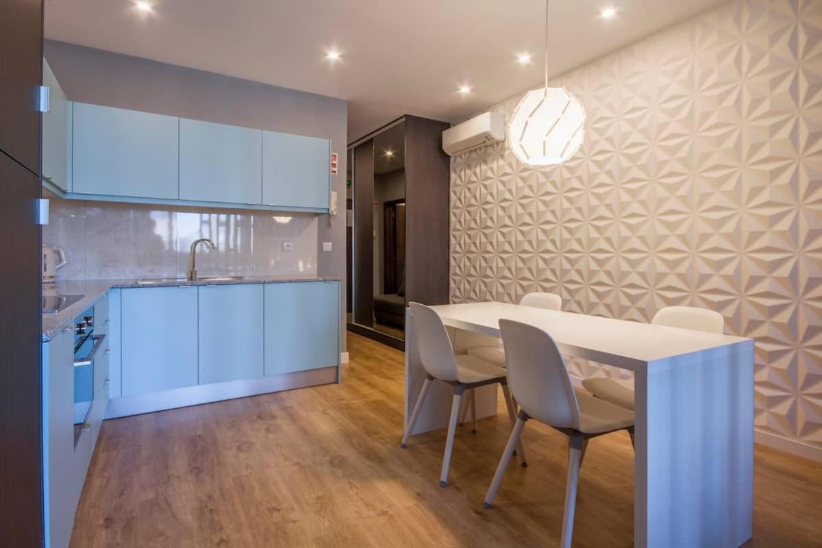 408 Gale Center Apartamento Wi-Fi, Estacionamento Порту Екстер'єр фото